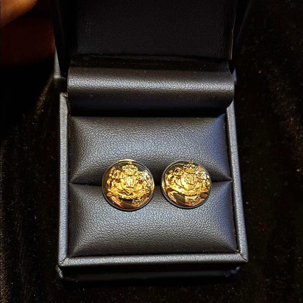 Gold and silver stud earrings brand Ralph Lauren. New.